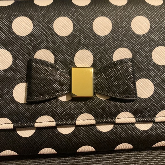 NWOT APT 9 wallet - Picture 5 of 7